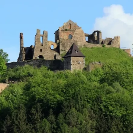 Hrad Pot tejn Obec Pot tejn